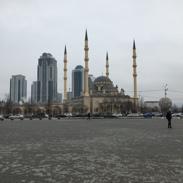 Грозный площадь ахмата кадырова