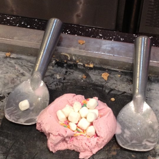 Photos At Cold Stone Creamery 酷圣石冰淇淋 Now Closed Pǔdōng 上海市 上海市