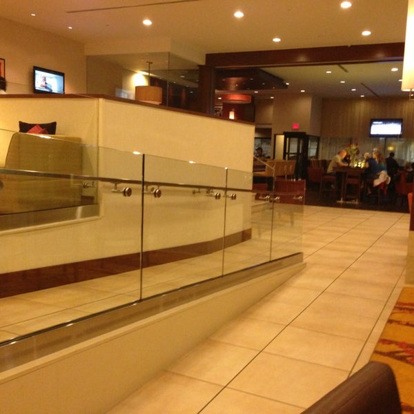 5/26/2013にOlivier R.がOttawa Marriott Hotelで撮った写真