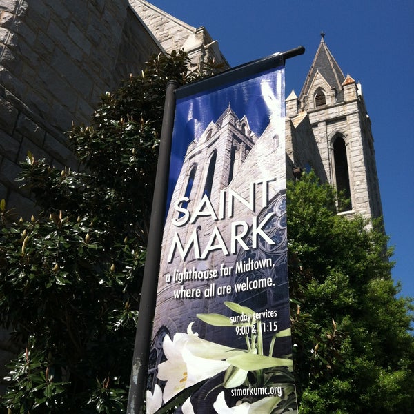 Foto diambil di Saint Mark United Methodist Church of Atlanta oleh Stacy F. pada 5/12/2013