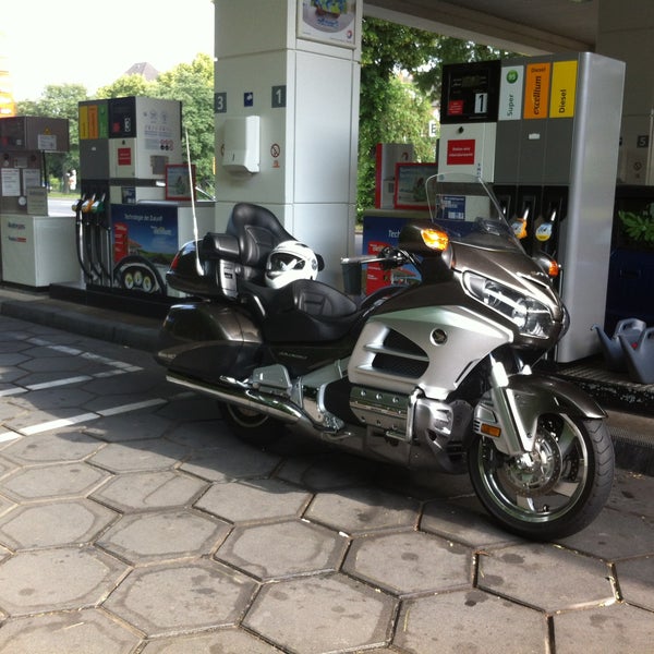 Total Tankstelle Bilk 106 Visitors