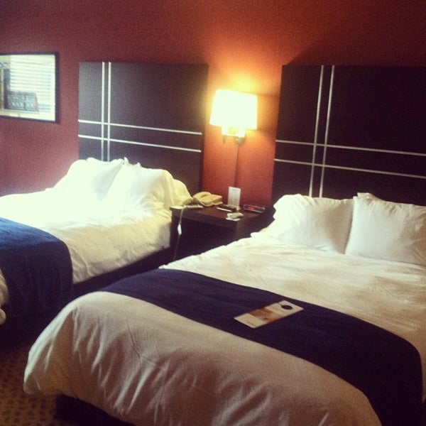 3/25/2013にBrittanyがRadisson Hotel &amp; Conference Center Green Bayで撮った写真