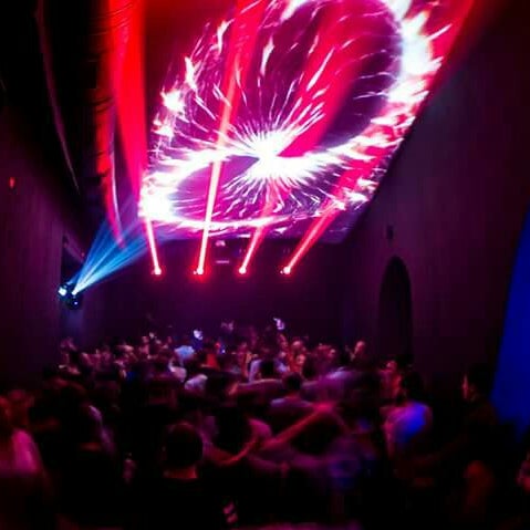Best club I've ever been in Tbilisi !!! Great music, great underground DJs and awesome visual effects .