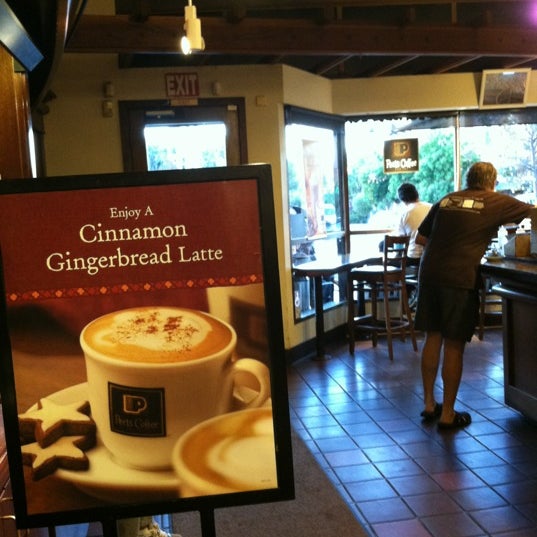 Photo taken at Peet&#39;s Coffee &amp; Tea by Lara W. on 10/16/2012