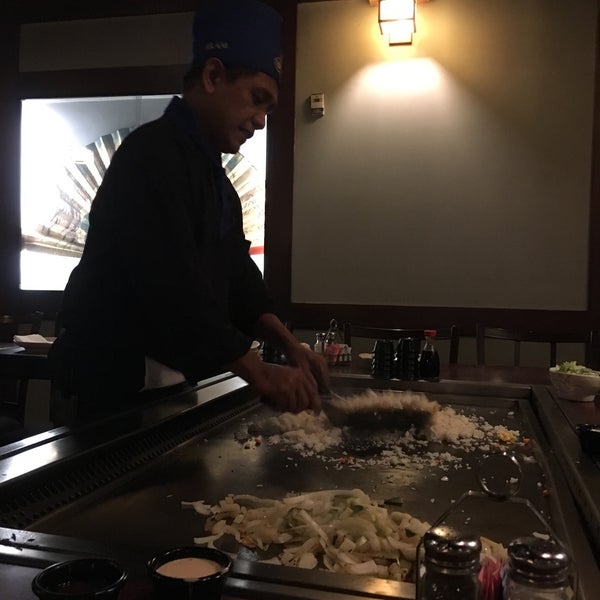 1/10/2016에 Samantra A.님이 Genji Japanese Steakhouse에서 찍은 사진