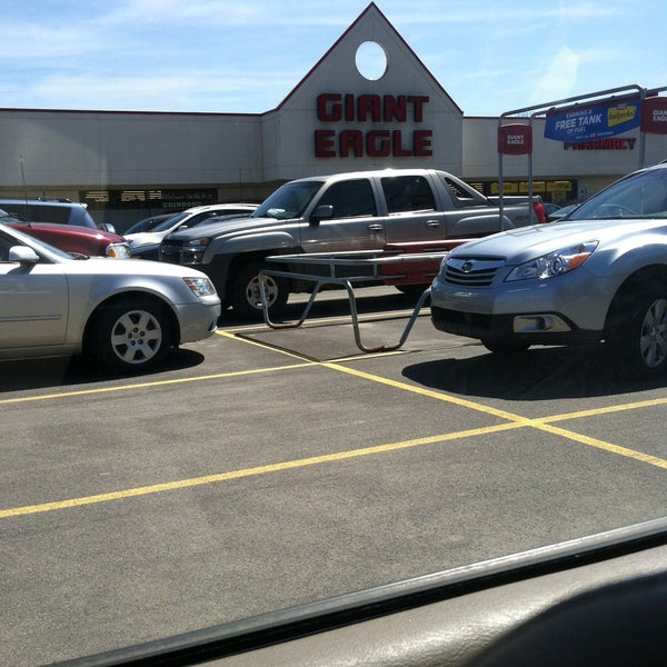 Giant Eagle Supermarket Supermarket in Edinboro