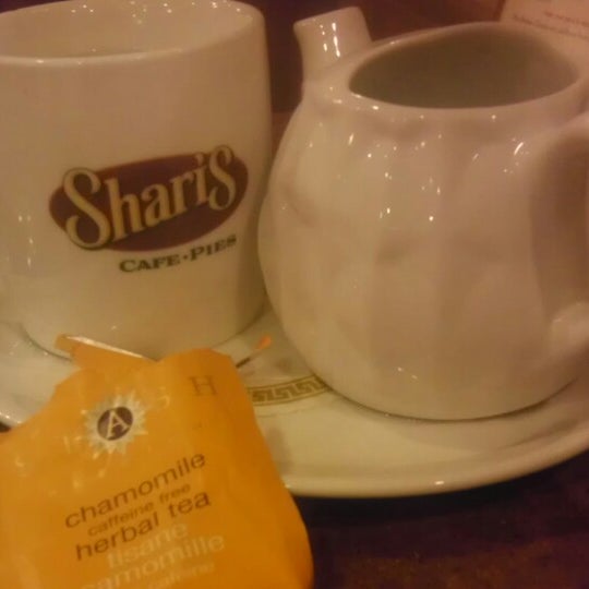 Photo taken at Shari&#39;s Cafe and Pies by Devin S. on 8/26/2013