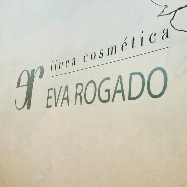 รูปภาพถ่ายที่ Eva Rogado - ER Cosmética โดย Eva R. เมื่อ 5/19/2015