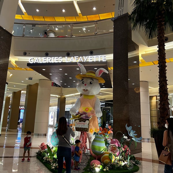 Photo taken at Pacific Place by STP ✅. on 4/30/2022