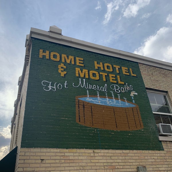 Photo prise au Home Hotel Lava Hot Springs par Justin G. le9/17/2019