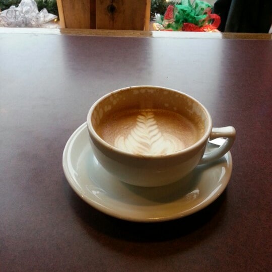 Foto scattata a Northern Light Espresso Bar &amp; Cafe da Jordan il 12/21/2012
