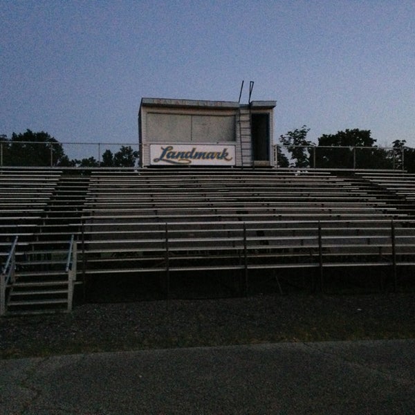 Landmark Evendale 1600 Glendale Milford Rd