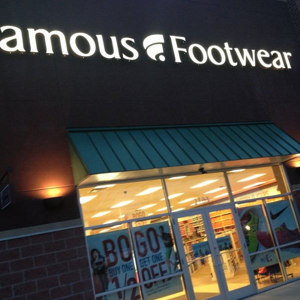 Famous Footwear (Now Closed) - West Des 