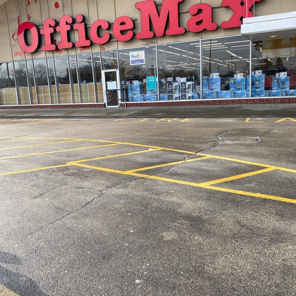 OfficeMax 10707 W Cleveland Ave