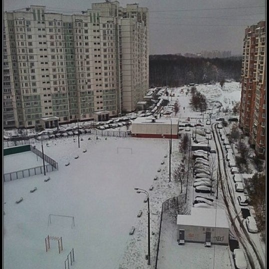 Футбольное поле в Митино