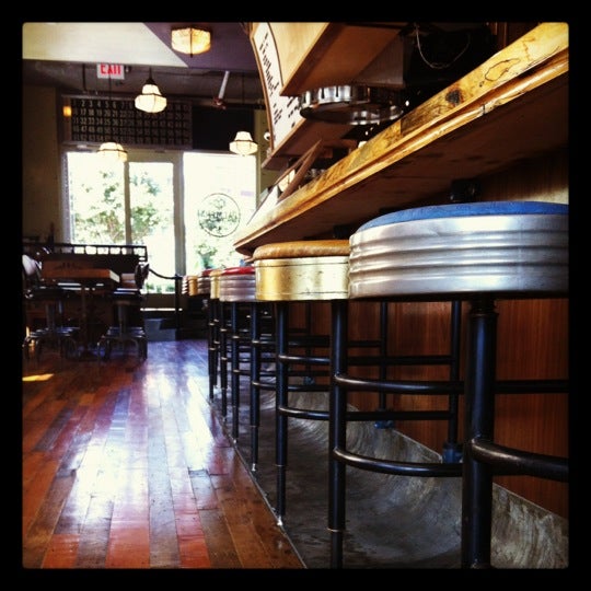 9/14/2012 tarihinde Emily C.ziyaretçi tarafından Palmer&#39;s Bar &amp; Grill'de çekilen fotoğraf