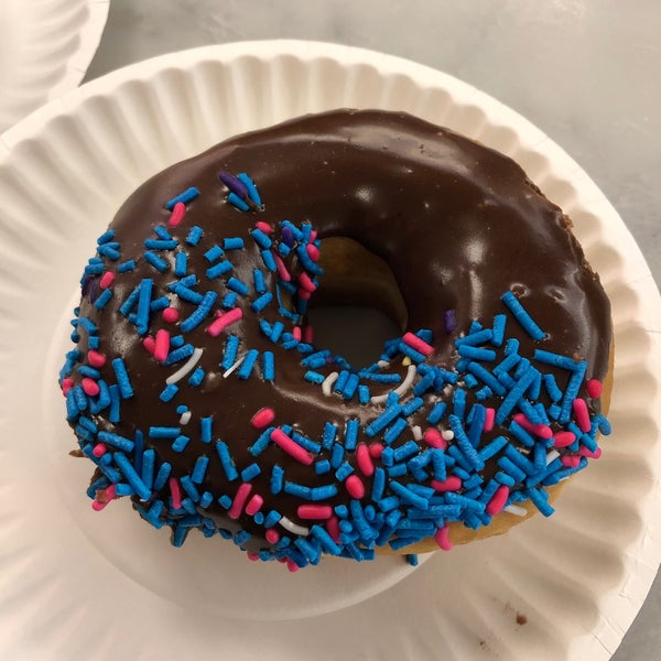 Photo taken at The Donut Pub by )|( aXxel on 9/20/2019