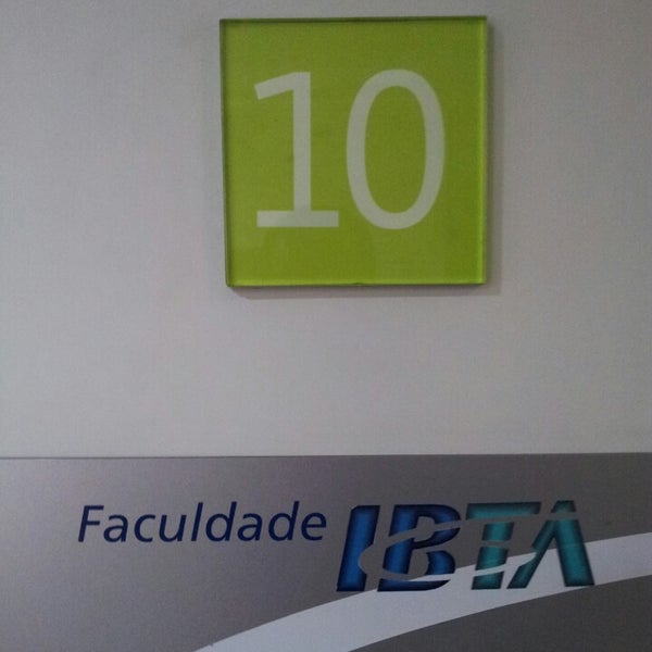 Photo taken at Instituto Brasileiro de Tecnologia Avançada (IBTA) by Douglas B. on 9/14/2013