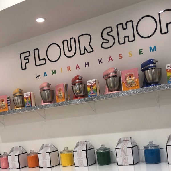 Foto diambil di Flour Shop oleh Michael N. pada 10/19/2019