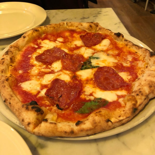 2/9/2018 tarihinde Michael N.ziyaretçi tarafından Sorbillo Pizzeria'de çekilen fotoğraf