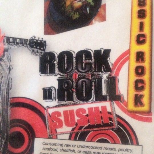 Foto tirada no(a) Rock-N-Roll Sushi - Trussville por Ruby em 11/24/2012