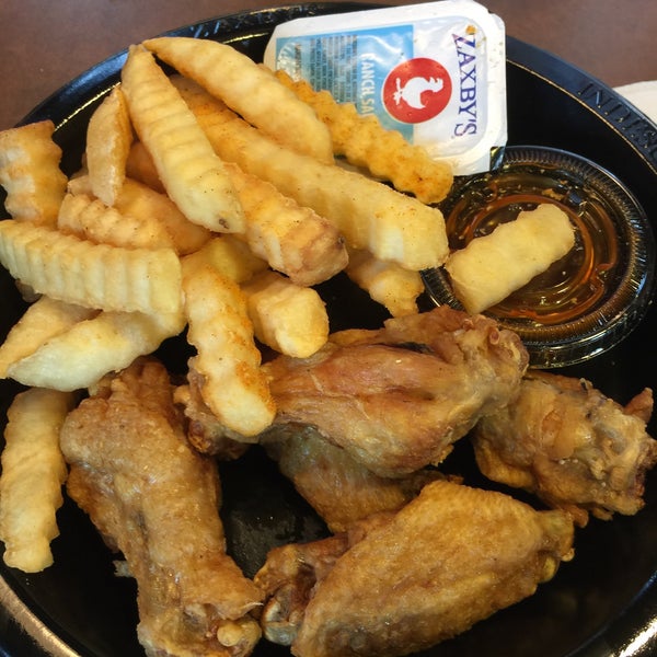 Zaxby's Chicken Fingers & Buffalo Wings (Now Closed) American Restaurant in Williamsburg
