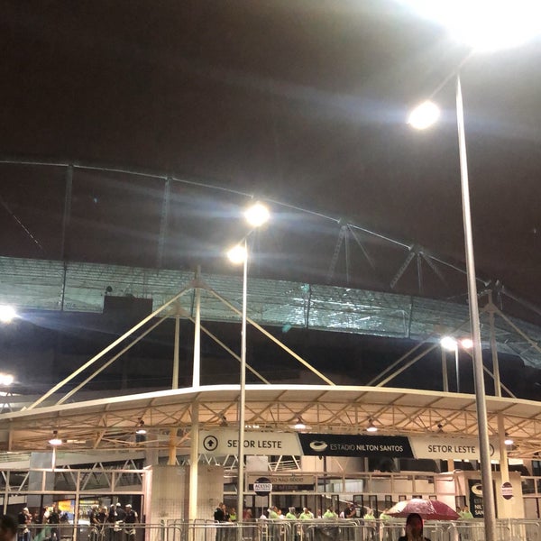รูปภาพถ่ายที่ Estádio Olímpico Nilton Santos โดย Paulo Victor C. เมื่อ 2/27/2019