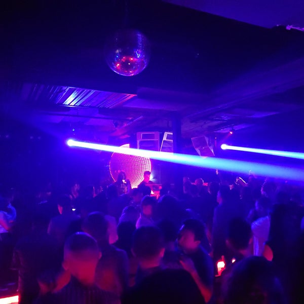 Foto tirada no(a) Audio Nightclub por oohgodyeah em 10/26/2019
