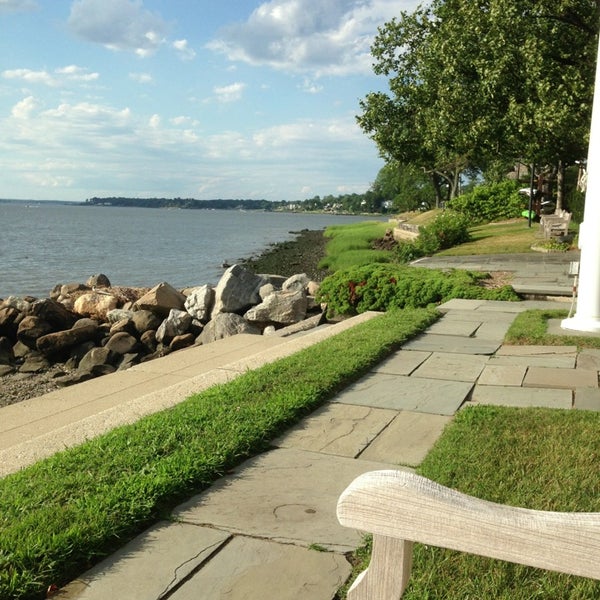 Manor Bay Lookout Douglaston Shore Road