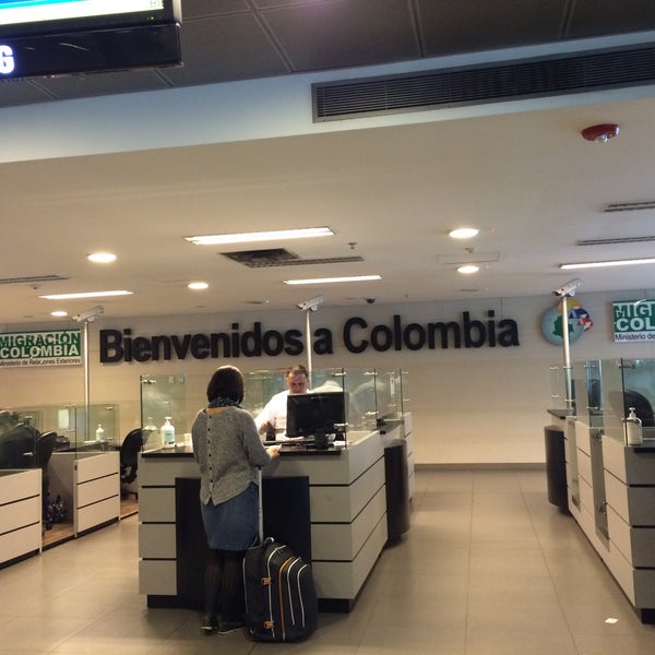 4/30/2015에 Gad님이 Aeropuerto Internacional El Dorado (BOG)에서 찍은 사진