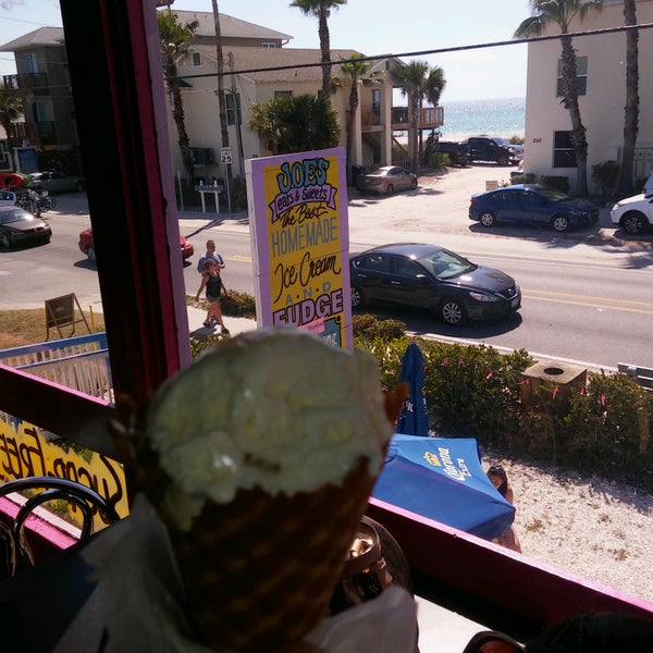 Joe's Eats And Sweets 219 Gulf Dr S