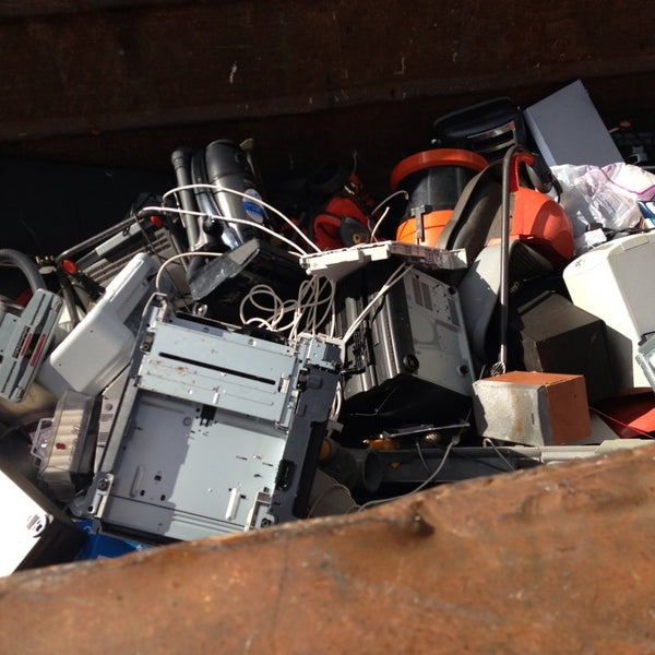 Barrowell Green Recycling Centre Winchmore Hill 1 tip from 44 visitors