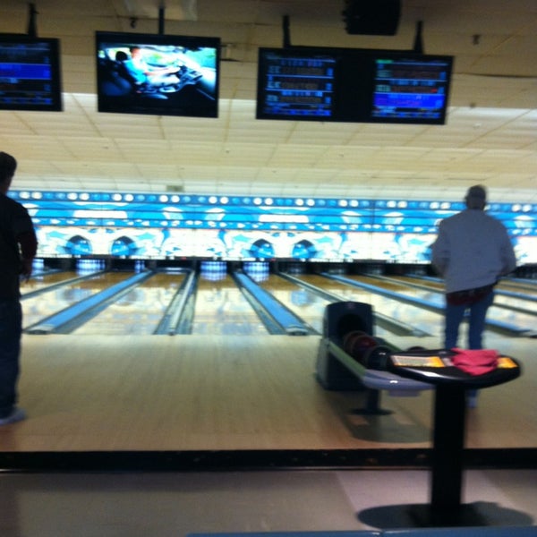 Sproul Lanes 10 tips from 487 visitors