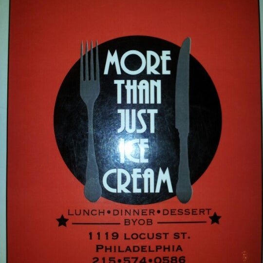 Foto tirada no(a) More Than Just Ice Cream por Toney S. em 10/23/2012