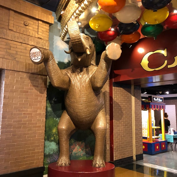 Photo taken at Circus Circus Reno Hotel &amp; Casino by Vera on 1/12/2019