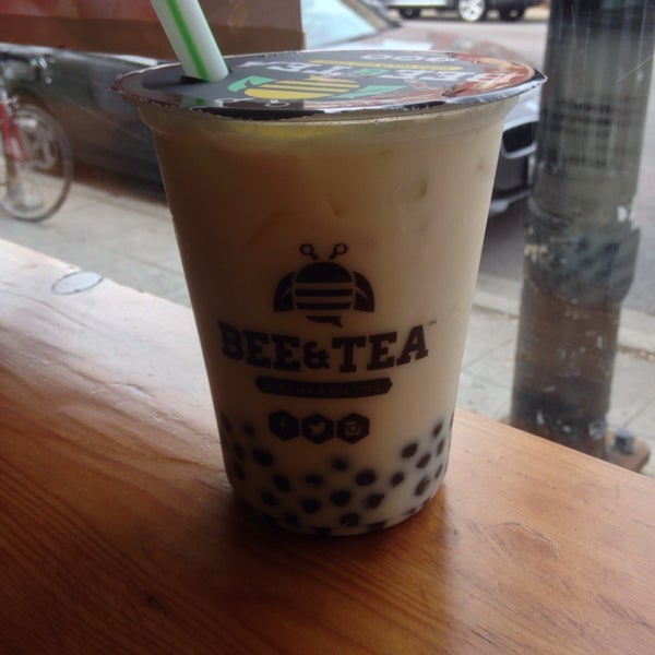 The bubble tea is very delicious. There are so many options, but I was overwhelmed and just got one of the preset menu items.
