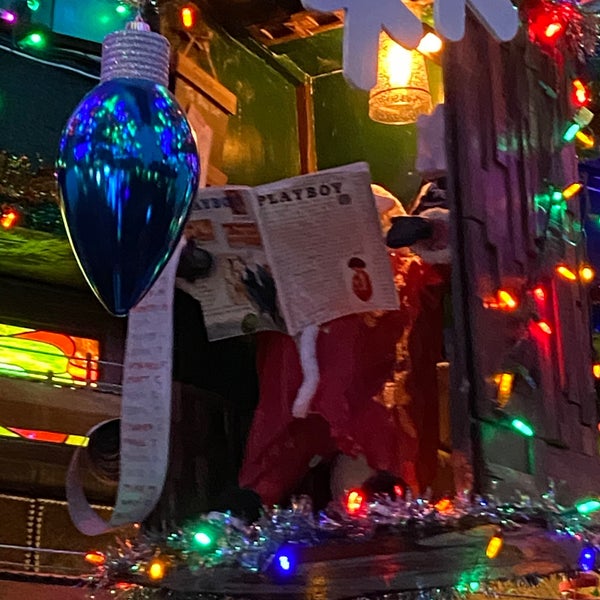Photo taken at Butch McGuire&#39;s by Babs on 12/19/2019