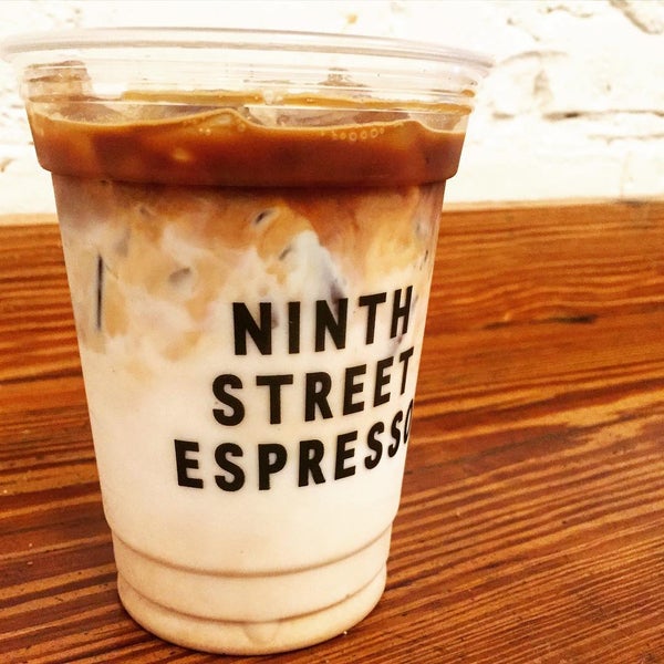 Photo taken at Ninth Street Espresso by Charles C. on 8/23/2015