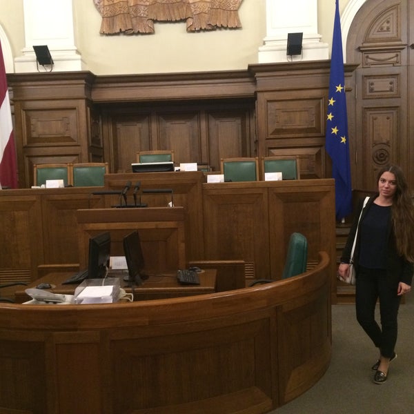 Das Foto wurde bei Latvijas Republikas Saeima  |  Saeima of the Republic of Latvia von Mariya M. am 6/21/2016 aufgenommen