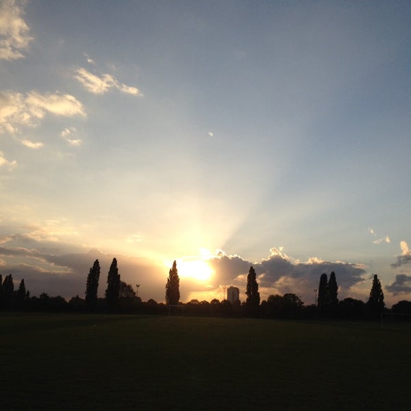 Feltham Park Harlington Road West