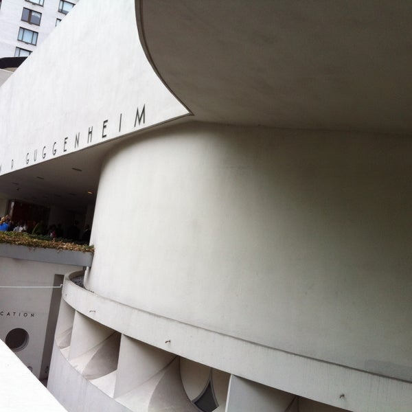 Photo taken at Solomon R. Guggenheim Museum by Flavio P. on 4/29/2013