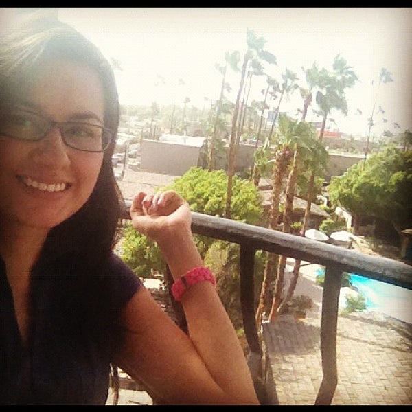 9/14/2012 tarihinde Gina G.ziyaretçi tarafından Hotel Lucerna Mexicali'de çekilen fotoğraf