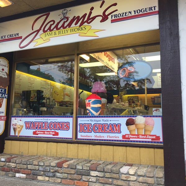 Jaamis Jams and Jellies Ice Cream Parlor in Frankenmuth