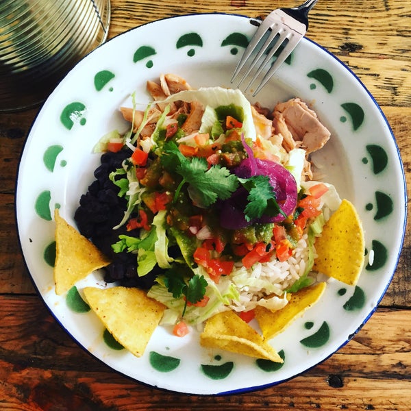 Das Foto wurde bei NETA Mexican Street Food von Powen S. am 4/8/2016 aufgenommen