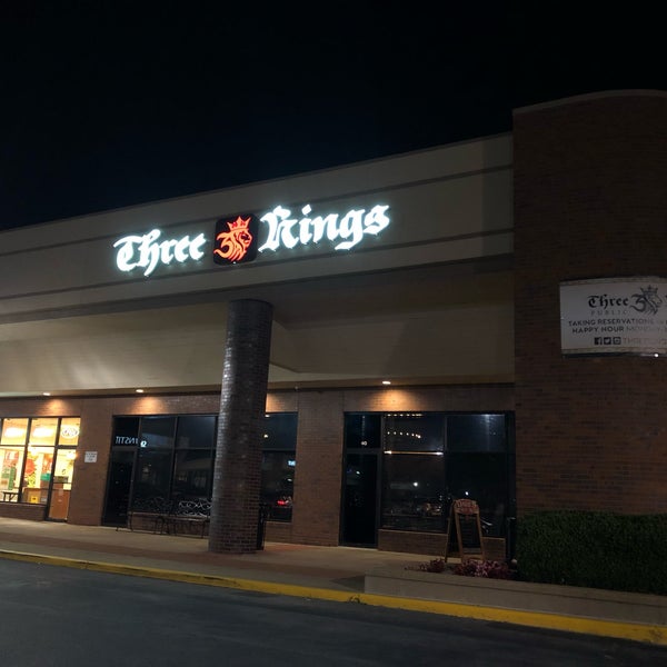 Photo taken at Three Kings Public House by Steve S. on 8/4/2019