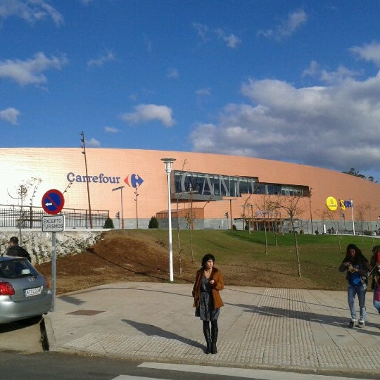 Photo taken at C.C. As Cancelas by Iñaki Q. on 11/15/2012