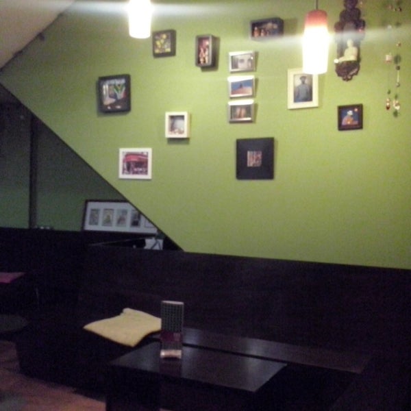 รูปภาพถ่ายที่ m* café e copas โดย Iñaki Q. เมื่อ 5/2/2014