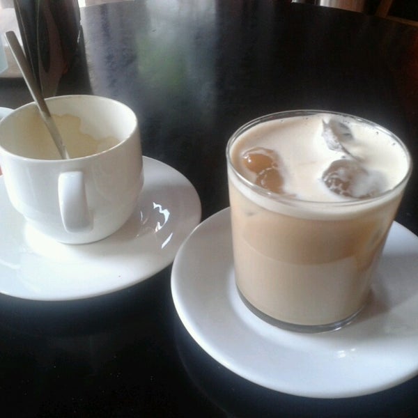 Foto tirada no(a) m* café e copas por Iñaki Q. em 8/13/2013