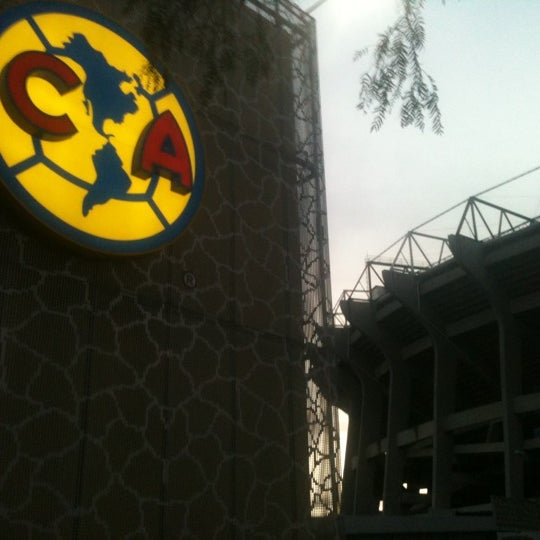 estadio azteca nike store