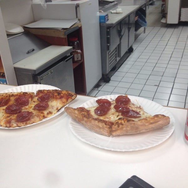 Ultimate Pizza Federal Hill Montgomery 4 Tips From 141 Visitors